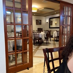 Nino's Restaurant - Dining area.