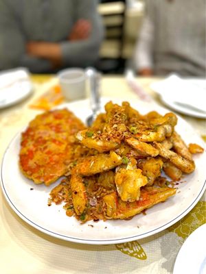 Golden Wonton King 糖潮滋味館 by null