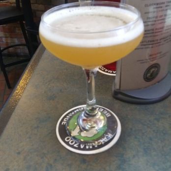 Kalamazoo Beer Exchange - Pineapple Daiquiri - Gastropubs Near Me - Kalamazoo, Michigan Kalamazoo Beer Exchange - Pineapple Daiquiri - Gastropubs Near Me - Kalamazoo, Michigan