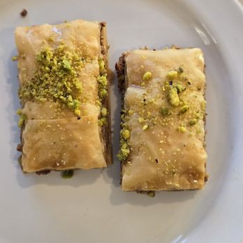 Wally's Cafe - Complimentary Baby Sized Baklava for dessert! - Mediterranean Near Me - Rocklin, California