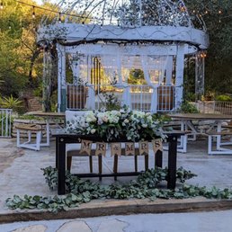 Espresso sweetheart table and chairs