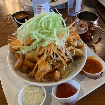 Guy Fieri's - Vegas Fries... huge portion - American Near Me - Cancún, ROO