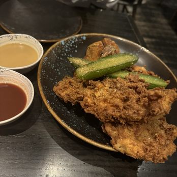 Roister - The roister fried chicken - New American Near Me - Chicago, Illinois Roister - The roister fried chicken - New American Near Me - Chicago, Illinois