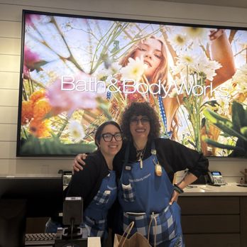 Bath & Body Works - Fantastic service! - Cosmetics & Beauty Supply Near Me - North Las Vegas, Nevada Bath & Body Works - Fantastic service! - Cosmetics & Beauty Supply Near Me - North Las Vegas, Nevada