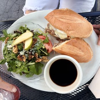 King George II Inn - French Dip w/amazing house salad - Salad Near Me - Bristol, Pennsylvania King George II Inn - French Dip w/amazing house salad - Salad Near Me - Bristol, Pennsylvania