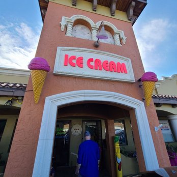 Sidecar Treats - Entrance - Ice Cream & Frozen Yogurt Near Me - Cape Coral, Florida Sidecar Treats - Entrance - Ice Cream & Frozen Yogurt Near Me - Cape Coral, Florida