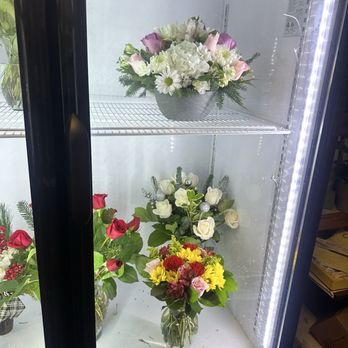 Bloomers Flowers & Gifts - Florists Near Me - Campbell, California