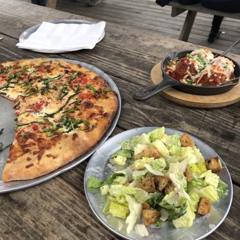 Neighbor's Kitchen & Yard - Margarita pizza, meatballs, Caesar salad - Pizza Near Me - Bastrop, Texas Neighbor's Kitchen & Yard - Margarita pizza, meatballs, Caesar salad - Pizza Near Me - Bastrop, Texas