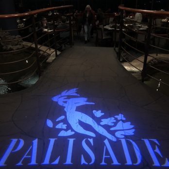 Palisade - Decor - Seafood Near Me - Seattle, Washington