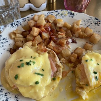 Little Hen - Can't remember what they called it but it's delicious. Eggs atop an English muffin and fresh salmon with hollandaise sauce. - Breakfast & Brunch Near Me - Weston, Florida Little Hen - Can't remember what they called it but it's delicious. Eggs atop an English muffin and fresh salmon with hollandaise sauce. - Breakfast & Brunch Near Me - Weston, Florida