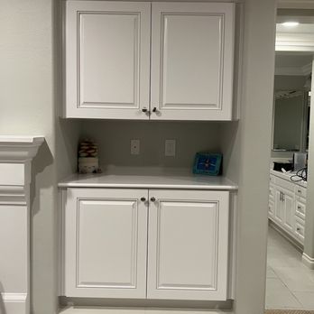 Cassidy Custom Wood Designs - Bedroom built-in - Carpenters Near Me Cassidy Custom Wood Designs - Bedroom built-in - Carpenters Near Me