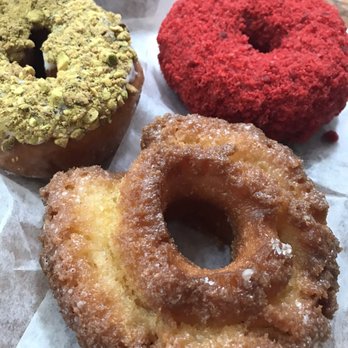 Do-Rite Donuts & Chicken - Donuts Near Me - Chicago, Illinois Do-Rite Donuts & Chicken - Donuts Near Me - Chicago, Illinois