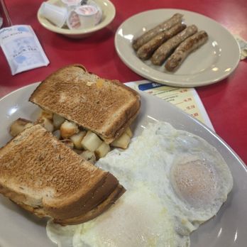 Brighton Hot Dog Shoppe - Hot Dogs Near Me - Beaver, Pennsylvania Brighton Hot Dog Shoppe - Hot Dogs Near Me - Beaver, Pennsylvania