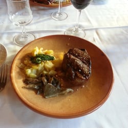 Asador Pato Loco - Novillo argentino en el Mesón Asador Pato Loco