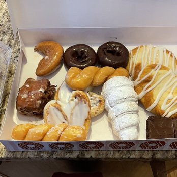 Resch's Bakery - Donuts! - Donuts Near Me - Gahanna, Ohio Resch's Bakery - Donuts! - Donuts Near Me - Gahanna, Ohio