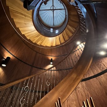Creek's Edge Winery - Another photo of the stairwell - Wineries Near Me - Lovettsville, Virginia