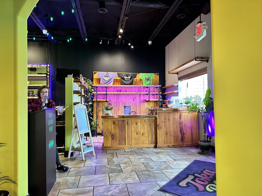 Toka Bocca Restaurant