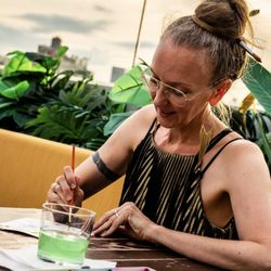 Alexandra Jamieson - Alexandra Jamieson leads art activations for private brand and corporate events in Brooklyn and NYC.
