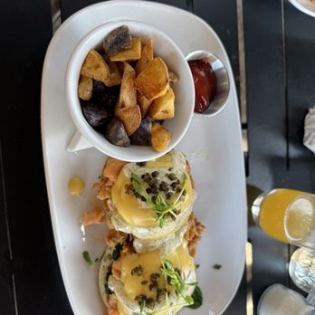 Brunch - Kitchen & Cocktails - Salmon Benedict - Breakfast & Brunch Near Me - Cave Creek, Arizona