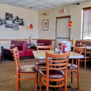 Denny's - My view of the dining area. - American Near Me - Oklahoma City, Oklahoma Denny's - My view of the dining area. - American Near Me - Oklahoma City, Oklahoma
