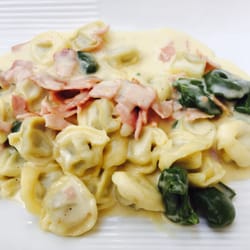 Stromboli - Tortellini in Schinken-Sahne-Soße