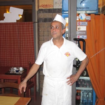 Pronto Pizza - Ciro, il pizzaiolo matto del Pronto Pizza - Pizza Near Me - Florence, FI Pronto Pizza - Ciro, il pizzaiolo matto del Pronto Pizza - Pizza Near Me - Florence, FI
