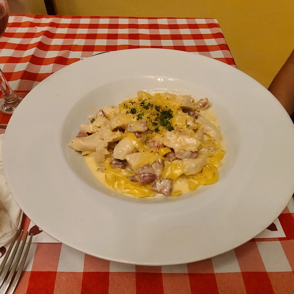 PICCOLOS Updated August 2024 27 Photos & 10 Reviews Avenida Isla