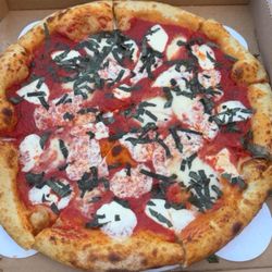 Victoriano's Pizza - Margherita pizza large