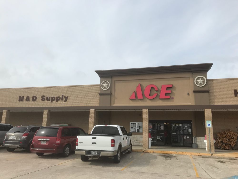 M&D ACE HARDWARE Updated September 2024 122 S Main St, Lumberton