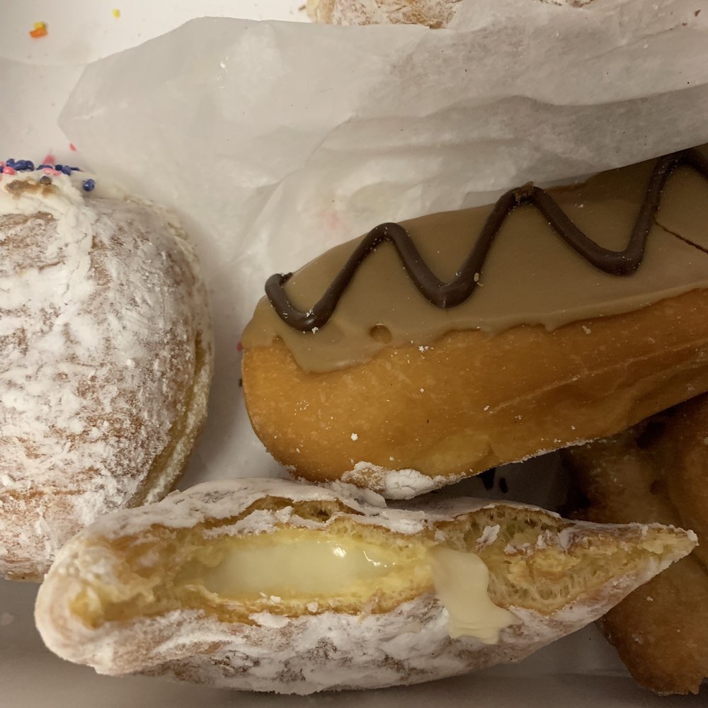 Mr Maple Donuts - Bavarian cream filled. - Donuts Near Me - Vancouver, Washington Mr Maple Donuts - Bavarian cream filled. - Donuts Near Me - Vancouver, Washington