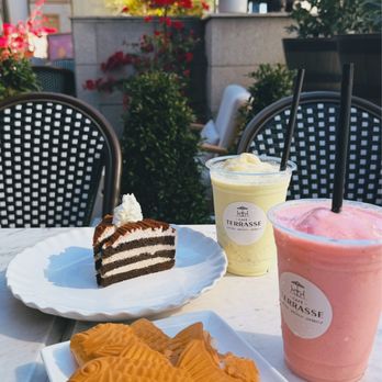 Cafe Terrasse - Breakfast & Brunch Near Me - Los Angeles, California