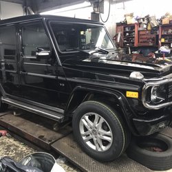South Avenue Service & Auto - Another great customer with his Mercedes Benz G550 getting a new set of Pirelli tires