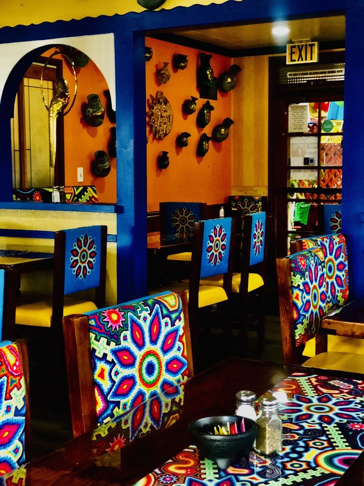 Mario's De La Mesa Restaurant