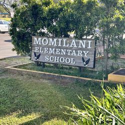 Momilani Elementary School - Entrance