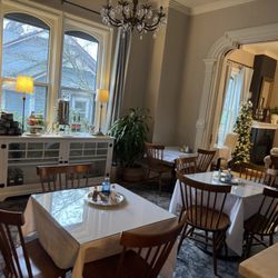 The McCall House - Breakfast room