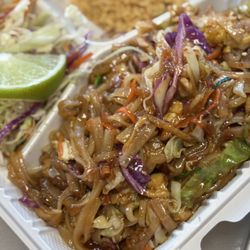Lanna Thai Foods - Pad Thai