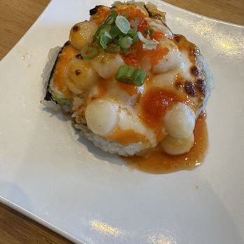 X-Fish Izakaya - Baked Scallop Roll @dangit.all - Sushi Bars Near Me - Brea, California X-Fish Izakaya - Baked Scallop Roll @dangit.all - Sushi Bars Near Me - Brea, California
