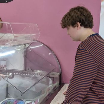 Baskin-Robbins - Buddy approved - Ice Cream & Frozen Yogurt Near Me - Los Angeles, California