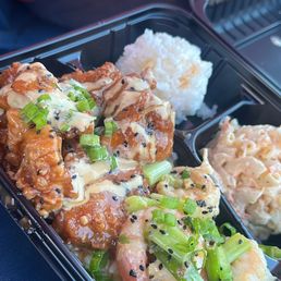 Broke da Mouth Prawns & Korean Chicken Broke da Mouth Prawns & Korean Chicken