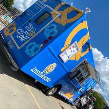 Auntie Anne's - a blue food truck - Pretzels Near Me - Kansas City, Kansas Auntie Anne's - a blue food truck - Pretzels Near Me - Kansas City, Kansas
