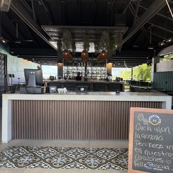 La Terraza - Outdoor bar where you can also get lunch and dinner and a distant view of the ocean!