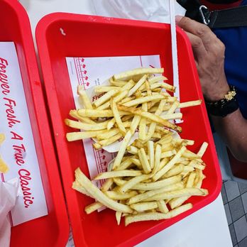 In-N-Out Burger - Burgers Near Me - San Diego, California In-N-Out Burger - Burgers Near Me - San Diego, California