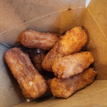 T4 and Poke - Fried mozzarella sticks - Poke Near Me - Santa Rosa, California T4 and Poke - Fried mozzarella sticks - Poke Near Me - Santa Rosa, California