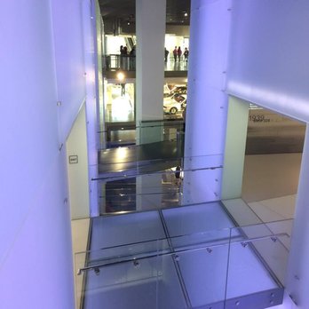 BMW Welt - Car Dealers Near Me - Munich, BY