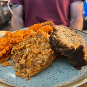 Sundae Cafe - Meatloaf - Seafood Near Me - Tybee Island, Georgia