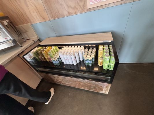 Sweetfin Poke Santa Monica by null