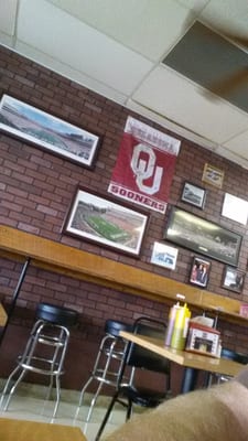 Thompson Brothers Barbeque by null