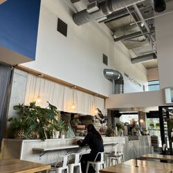 Momo Cafe