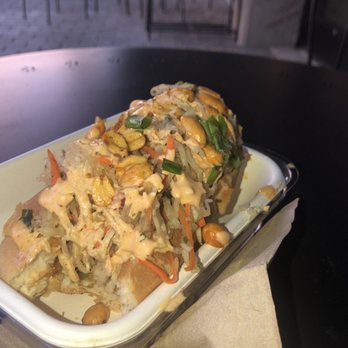 Saus - Thai hot dog - Vegetarian Near Me - Somerville, Massachusetts