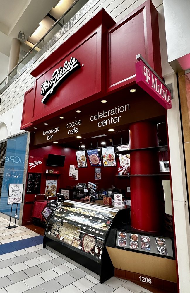 Mrs. Fields Pacific View Mall Logo